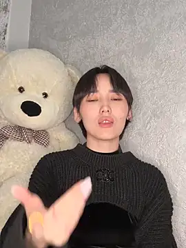 sweet adelin online show from March 17, 2026, 5:38 pm