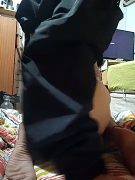 rascarasca69 online show from April 15, 2026, 3:24 am