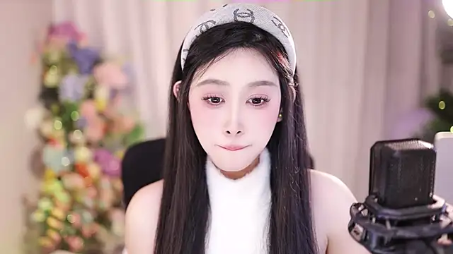 SleepArtist online show from February 1, 2025, 10:15 am