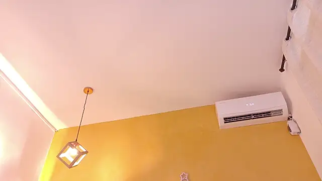 Snapshot of lexyfyre chatting on February 11, 2026, 12:32 pm lexyfyre online show from February 11, 2026, 12:32 pm