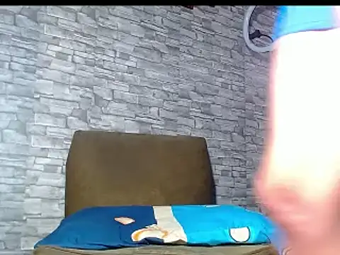 bulguehot online show from February 28, 2025, 6:52 pm