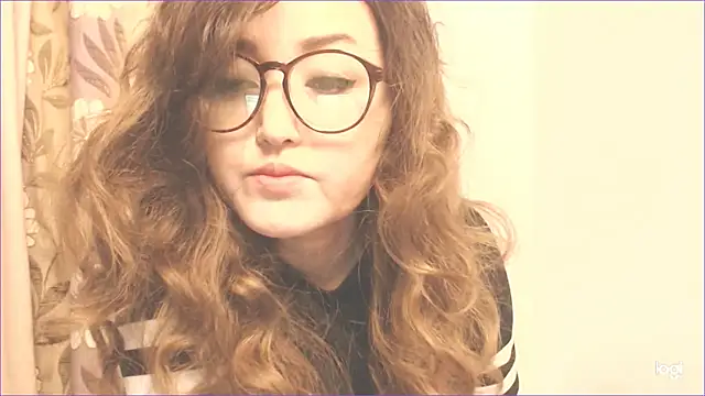 Snapshot of hrnyteacher chatting on December 26, 2024, 8:32 pm hrnyteacher online show from December 26, 2024, 8:32 pm