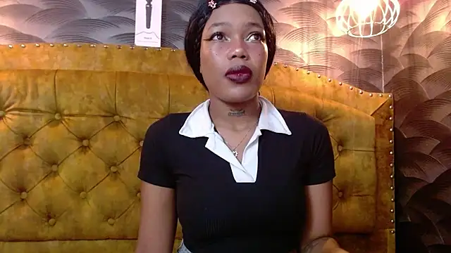 CrystalBrooke3x online show from October 1, 2025, 7:42 pm