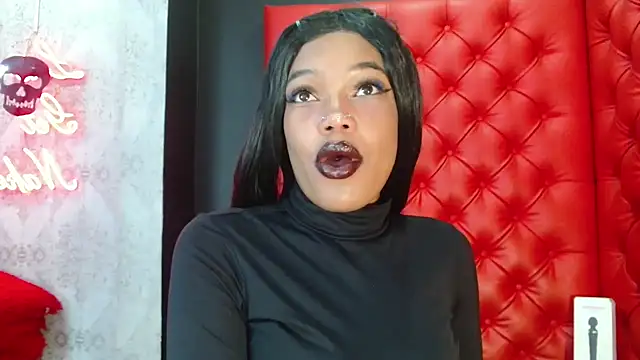 CrystalBrooke3x online show from November 2, 2025, 9:06 pm