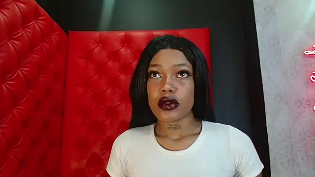 CrystalBrooke3x online show from November 17, 2025, 9:31 pm