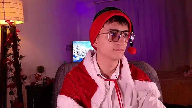 Snapshot of Mr_evan1 chatting on December 24, 2024, 1:28 pm Mr evan1 online show from December 24, 2024, 1:28 pm