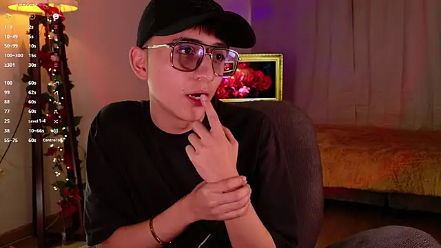 Snapshot of Mr_evan1 chatting on January 11, 2025, 4:14 pm Mr evan1 online show from January 11, 2025, 4:14 pm