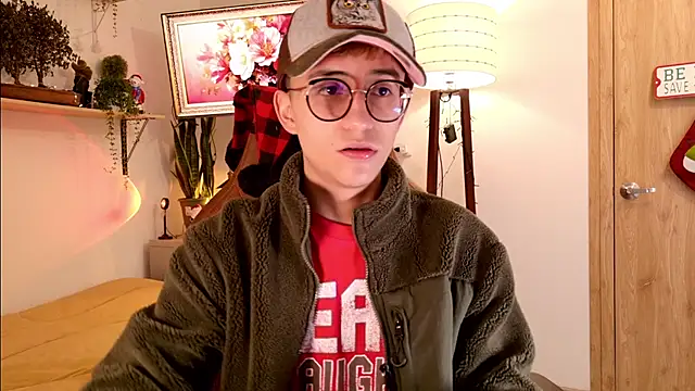 Mr evan1 online show from December 22, 2025, 4:15 pm