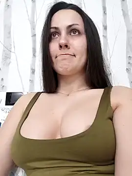 EvaReide online show from February 23, 2025, 3:08 pm