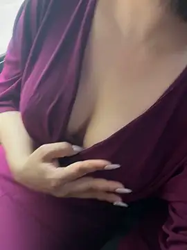 May-Squirt online show from April 12, 2026, 5:56 am