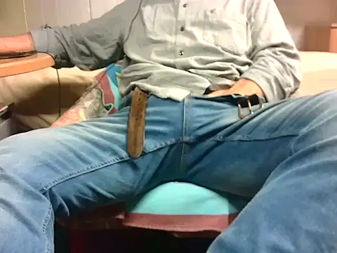 Giulio35 Pika online show from March 11, 2026, 4:13 pm