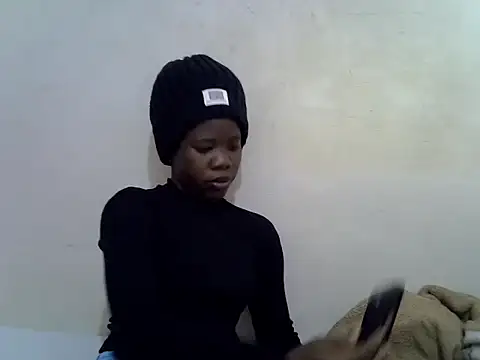 hey its andreana online show from March 9, 2026, 4:33 pm