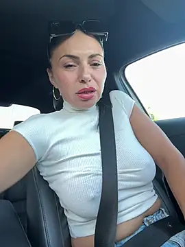 KimKelly13 online show from May 30, 2026, 4:09 am