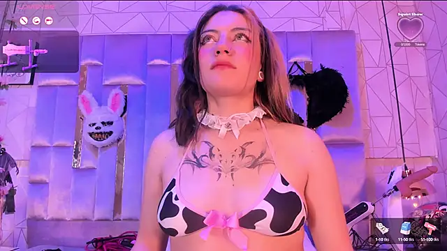 Broklinwhite  online show from January 27, 2025, 1:19 pm