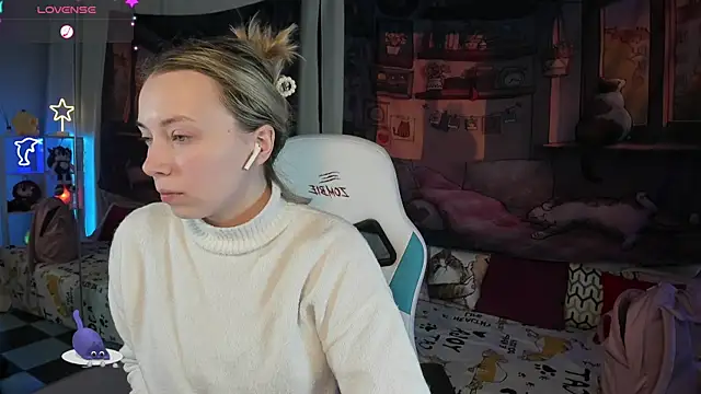 Snapshot of TiffanyBatson chatting on January 12, 2025, 9:51 am TiffanyBatson online show from January 12, 2025, 9:51 am