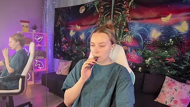 Snapshot of TiffanyBatson chatting on February 6, 2025, 3:59 am TiffanyBatson online show from February 6, 2025, 3:59 am