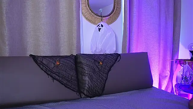 ShelleyMorell online show from October 23, 2025, 2:27 pm