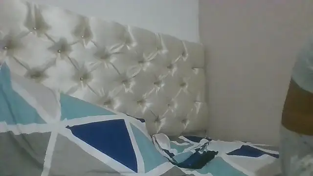 GiveLove1 online show from December 4, 2025, 4:22 am