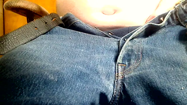 markluvskitty online show from March 9, 2026, 12:20 pm