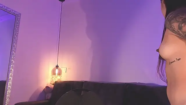 Isabella francoo online show from February 5, 2026, 11:37 am