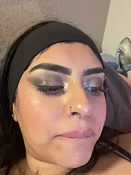 ThickerThanYoBitch online show from December 12, 2024, 2:55 pm