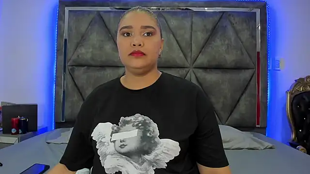 Snapshot of Danielaandximena chatting on December 23, 2024, 2:56 am Danielaandximena online show from December 23, 2024, 2:56 am