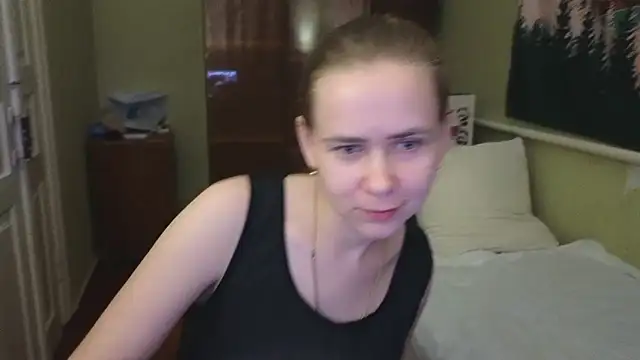 Riley Roo online show from February 5, 2025, 8:46 pm