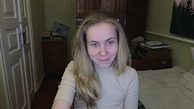 Riley Roo online show from March 14, 2025, 6:18 pm