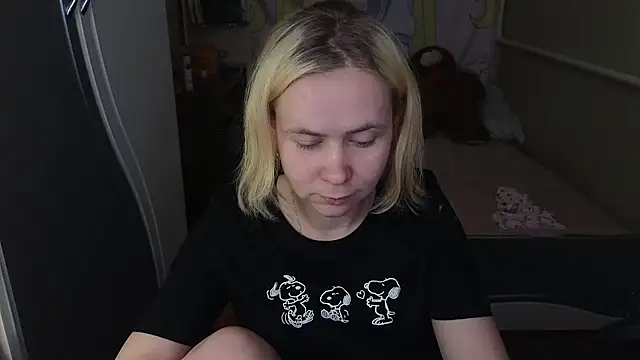 Riley Roo online show from March 26, 2026, 8:20 am