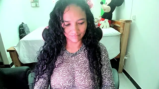 rayza mature 154 online show from October 29, 2025, 3:14 pm