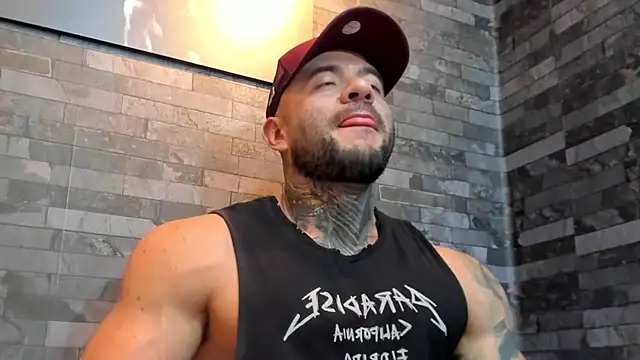 Snapshot of BruceDallas chatting on January 18, 2026, 1:53 am BruceDallas online show from January 18, 2026, 1:53 am