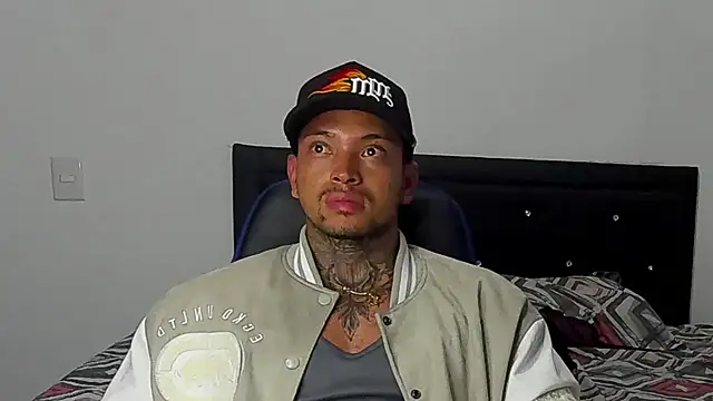 Stiven collins online show from February 8, 2025, 8:31 am