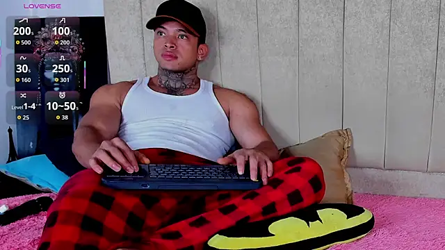 Snapshot of Stiven_collins chatting on May 10, 2026, 7:19 pm Stiven collins online show from May 10, 2026, 7:19 pm