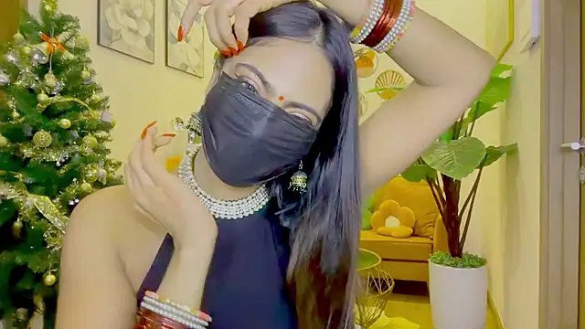 Snapshot of Monalisadon018 chatting on February 12, 2026, 6:58 pm Monalisadon018 online show from February 12, 2026, 6:58 pm