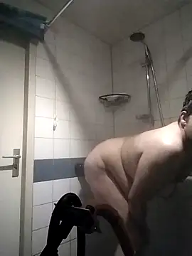 Knuffelstaaf123 online show from February 23, 2026, 6:27 pm