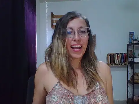 charlott ponce online show from October 26, 2025, 4:35 pm