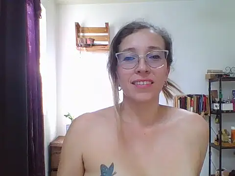 charlott ponce online show from December 5, 2025, 7:21 pm