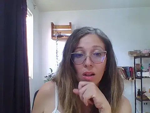 charlott ponce online show from February 11, 2026, 10:48 pm