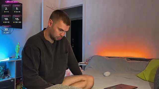 Snapshot of nikitos4you chatting on October 14, 2025, 8:04 am nikitos4you online show from October 14, 2025, 8:04 am