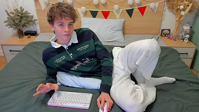 Fandi 777 online show from February 2, 2025, 3:17 pm