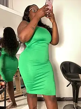 emilyrojas online show from March 25, 2026, 12:22 pm