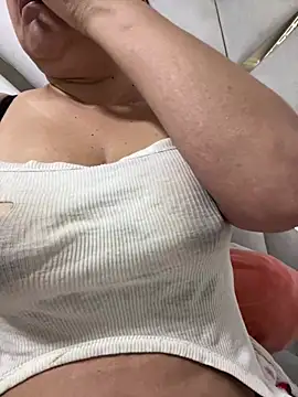 ruby santana777 online show from February 20, 2025, 3:41 pm