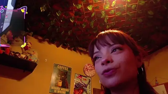 maryberry   online show from September 16, 2025, 2:12 am