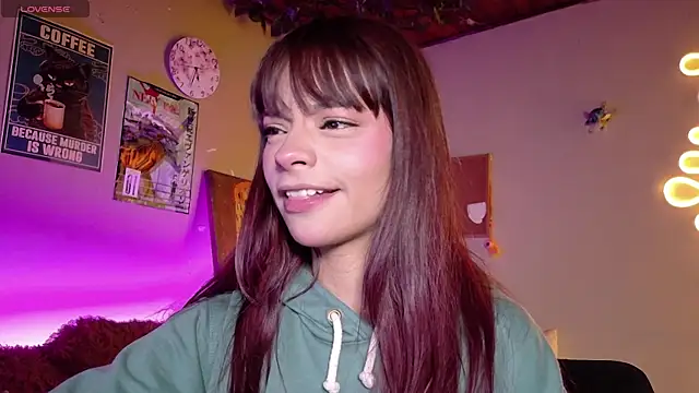 maryberry   online show from November 6, 2025, 2:34 am