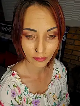 Astoria Moon online show from September 10, 2025, 12:05 pm