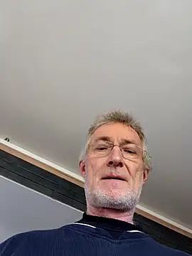 60philippe online show from March 6, 2026, 2:35 pm