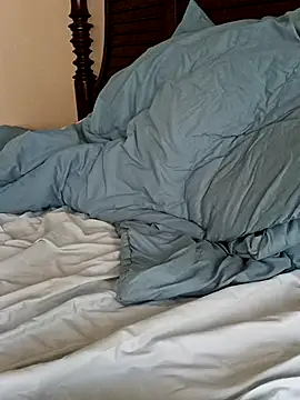 momentum2023 online show from November 11, 2025, 3:01 pm