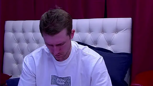 EthanPinkman online show from September 18, 2025, 4:14 am