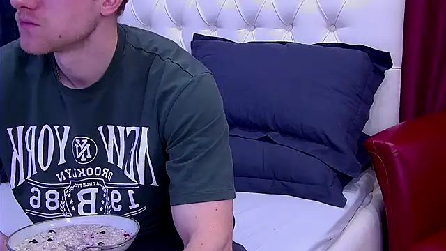 EthanPinkman online show from September 25, 2025, 4:16 am