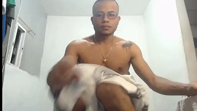 grandominantex1 online show from September 26, 2025, 1:20 am